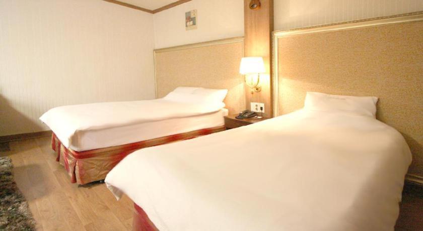 Hotel Olympic Changwon Exterior foto