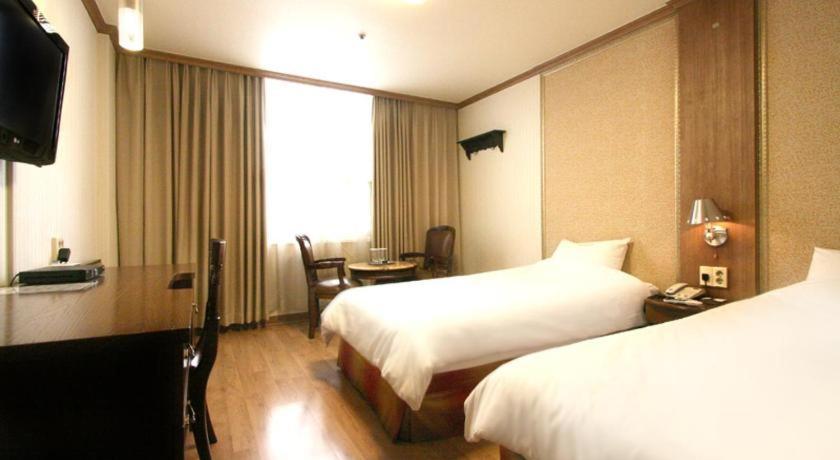Hotel Olympic Changwon Exterior foto
