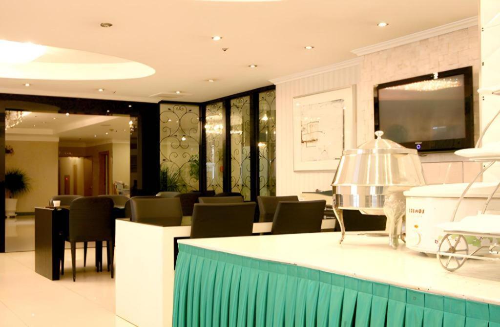 Hotel Olympic Changwon Exterior foto
