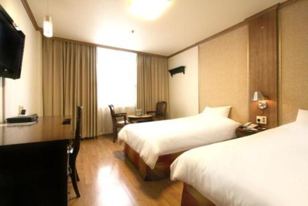 Hotel Olympic Changwon Exterior foto